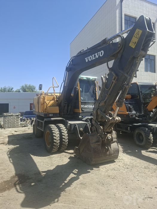 Ekskavator Volva 145 sotiladi