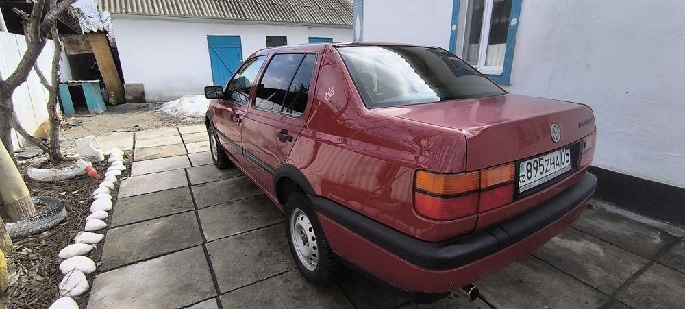 Фольксваген Венто 1993