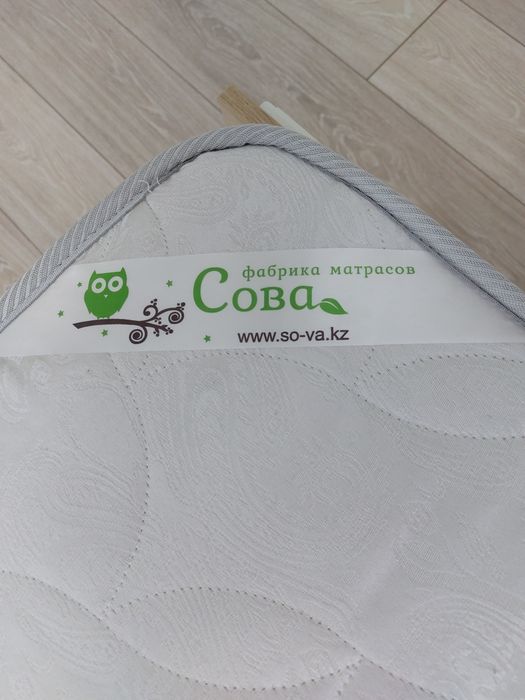 Кровать с матрасом 120см на 200см