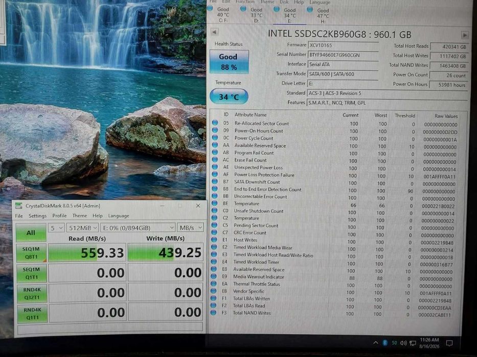 1TB, 960GB SSD Sata  - Crucial MX500, Intel D3-S4510