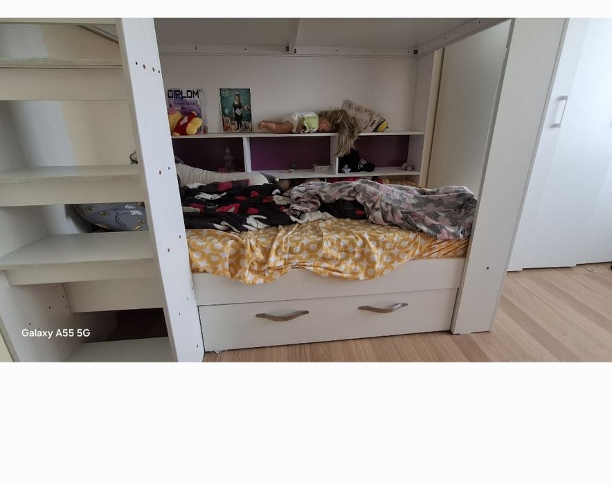 Продам двухъярусную кровать