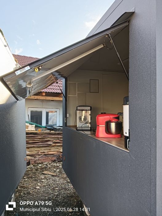 Remorca/rulota tip fast-food