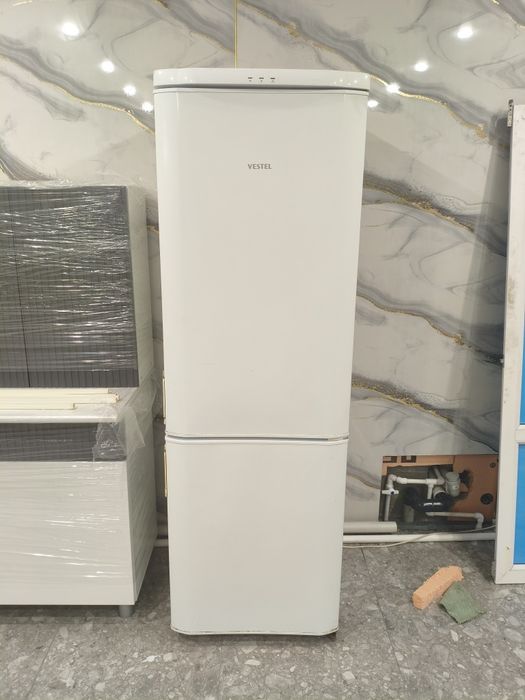 Холодильник VESTEL