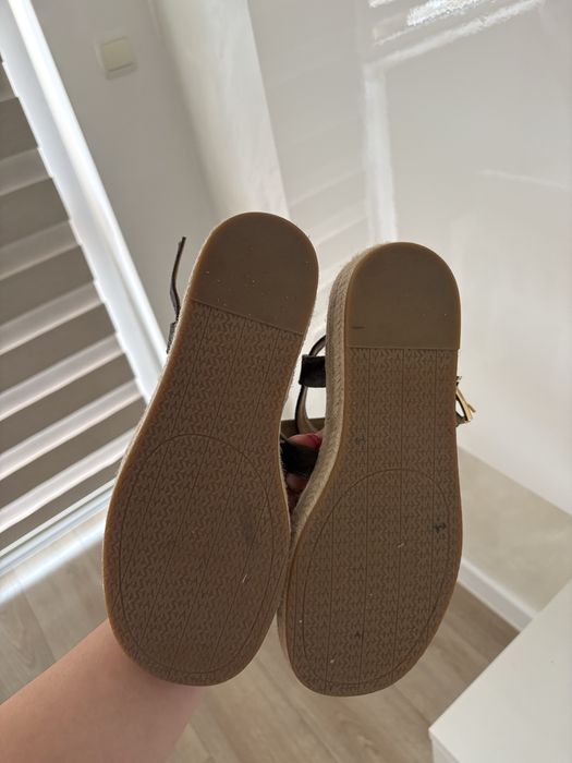 Сандалии Michael Kors