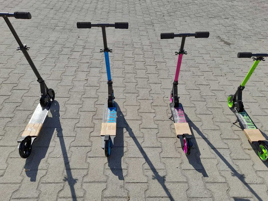 BYOX Детска тротинетка RENDEVOUS