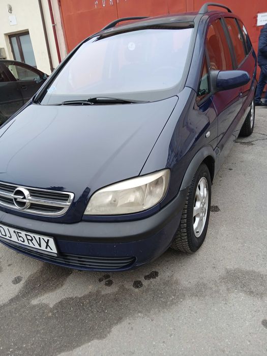 De vanzare , Opel zafira 1,6 benzina + GPL, anul 2003 , 7 locuri