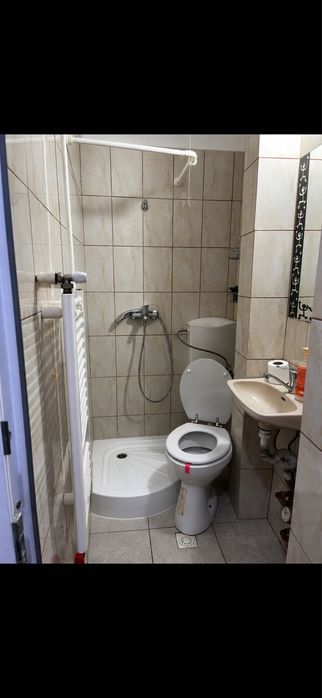 Garsoniera de inchiriat