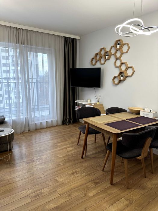 Двустаен просторен апартамент от собственик под наем