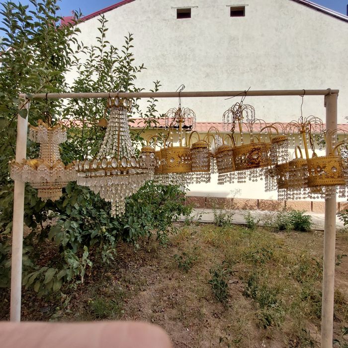 Продаются хрустальные люстры