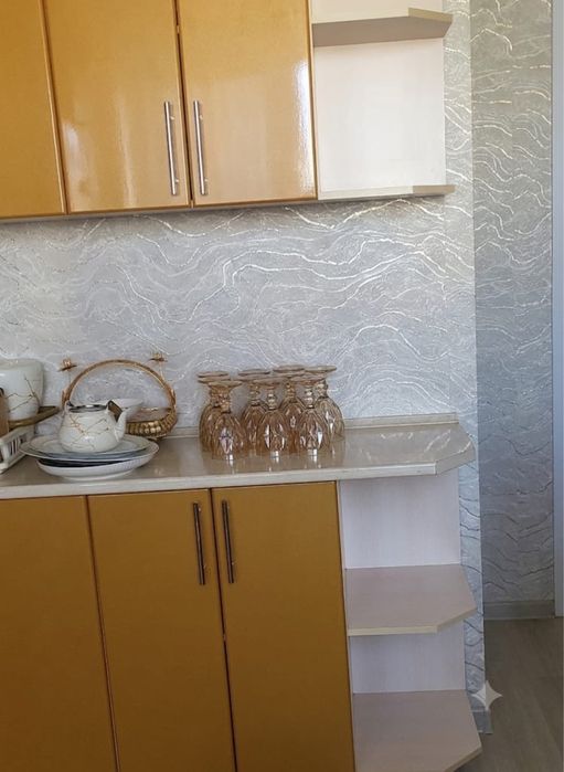Продам кухоннный гарнитур
