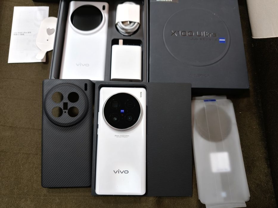Vivo X100 Ultra 16/1Tb + Photography Kit