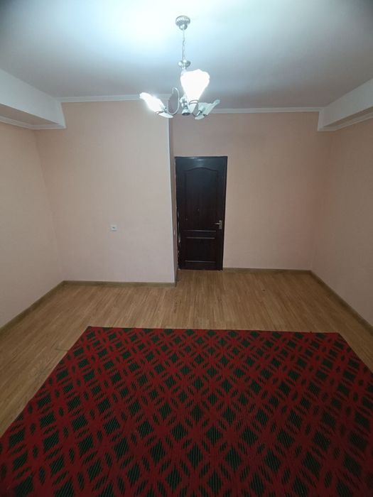 Продается Квартира YUNUSOBOD unversam oldida 2-kvartal 2-etaj
