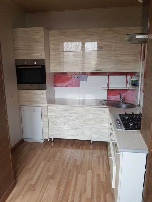 СРОЧНО продается квартира  3/3/4 Юнусобод  13кв  Ахмад дониш