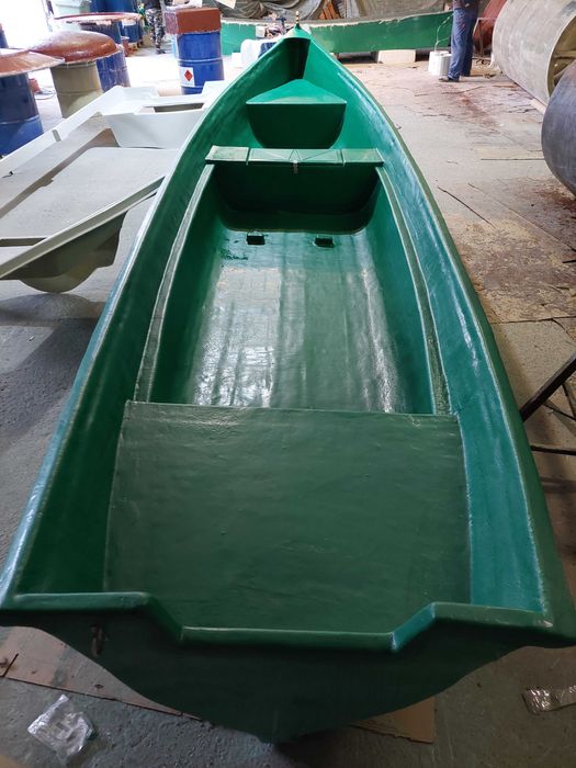 Lotca pescuit comercial 6 metri, noua, fibra sticla, prod 2025
