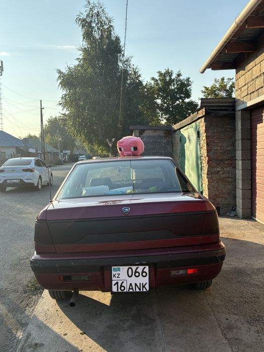Машина Daewoo Espero 2л