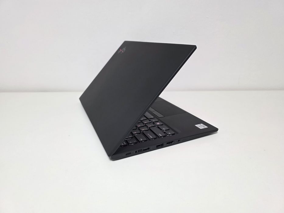 Laptop Lenovo X1 CARBON i7-10610U 16gb 1TB garantie 1 AN