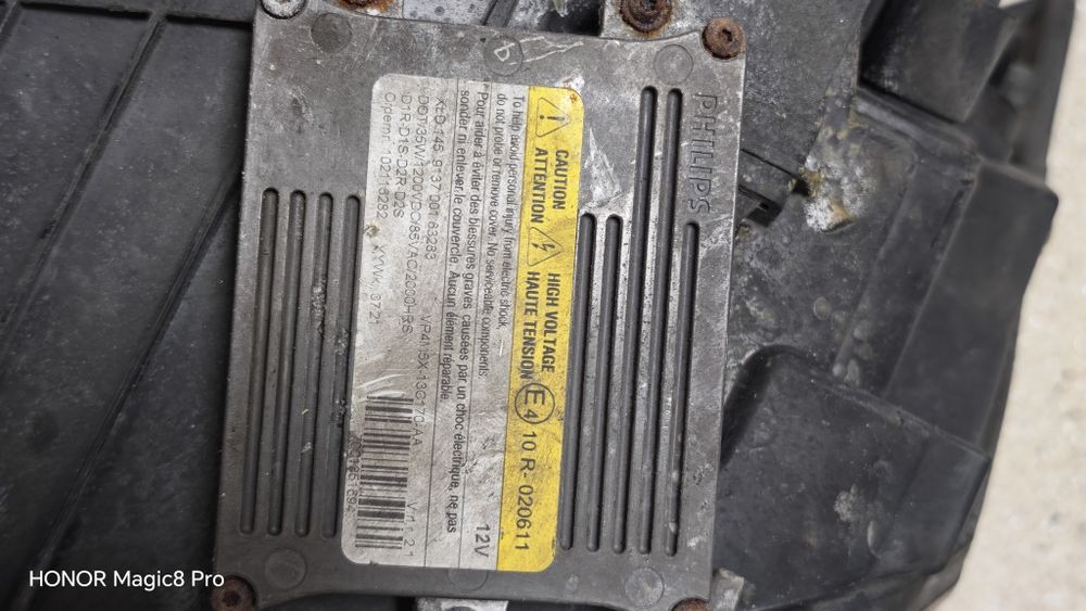 Far dreapta stanga Ford Focus 2 Xenon european