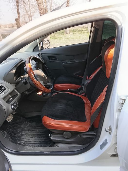 Срочно продаю chevrolet  cobalt