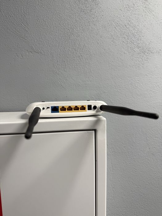 Безжичен Рутер TP-Link 300Mbps