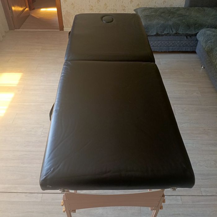 Массажная кушетка