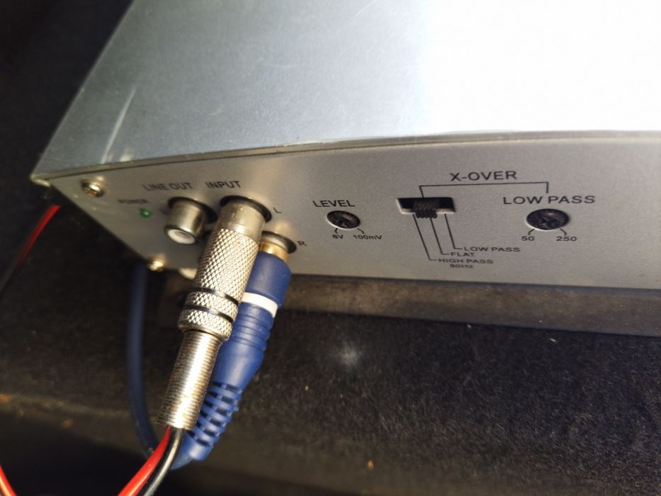 subwoofer + statie