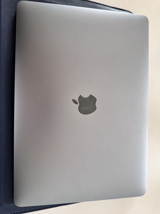 Apple MacBook M1 , 2020, 256 Gb диск, 8 Gb Ram