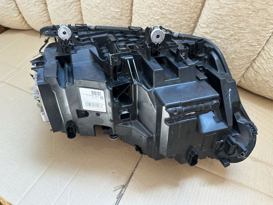 Far stanga BMW X5 G05, X6 G06 : Avariat / Spart