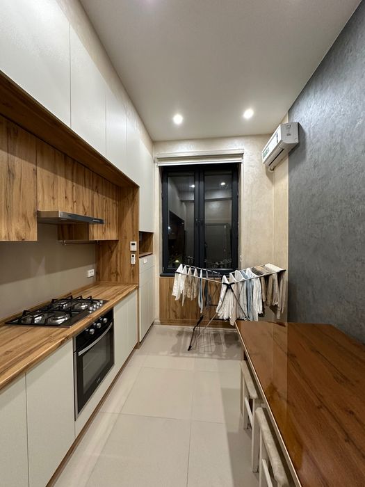 Сдаётся квартира двухкомнатная ул заводская новостройка . 70 кВ своя