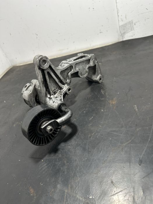 Intinzator Curea accesorii volkswagen Vw T4 2.5 TDI 074903143F