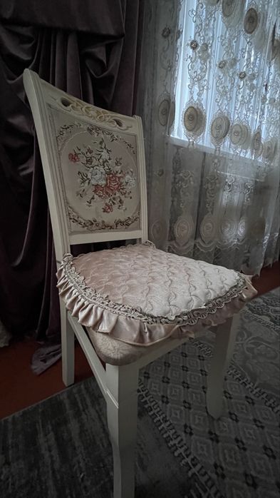Стол и 16стульев