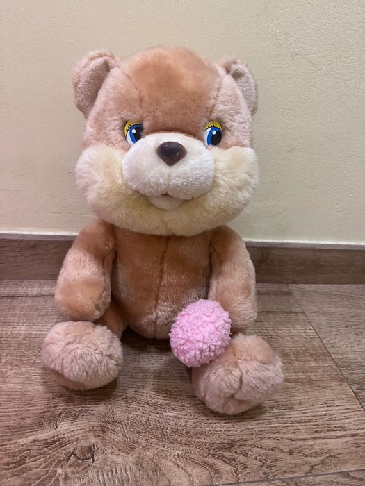 Плюшено мече със сладолед