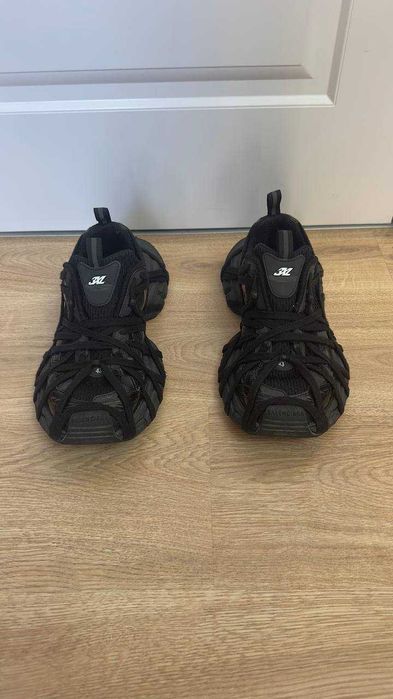 Balenciaga 3XL black