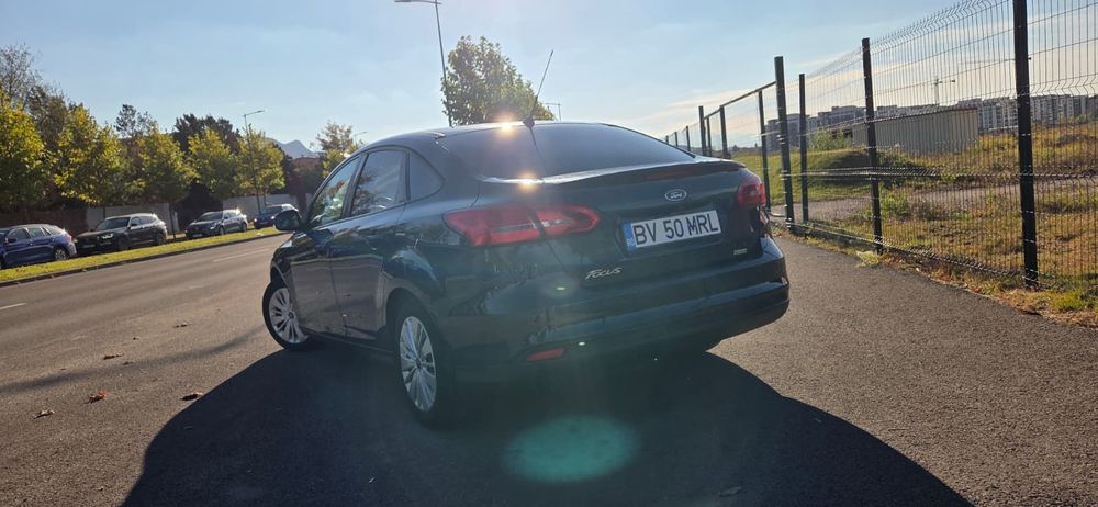 FORD Focus 2015 — imagine 4
