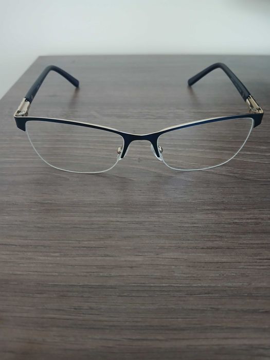 Продавам нови очила