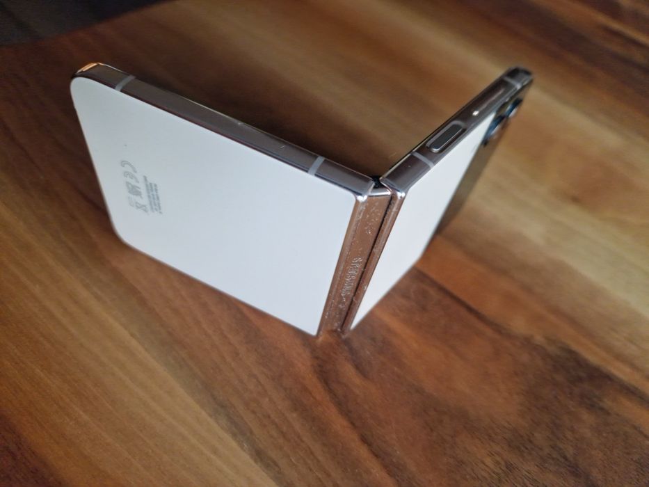 Samsung Z flip 4 256GB