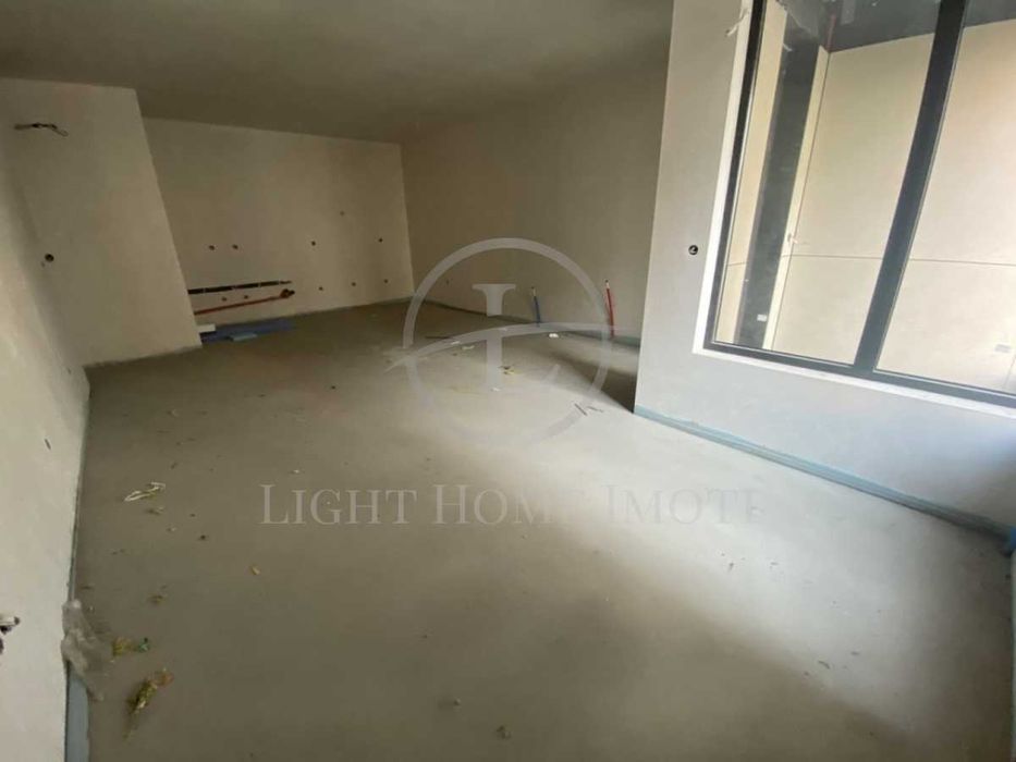 Продава се Тристаен апартамент в Пловдив, Каменица 1 - 126 кв.м за 2229 €/кв.м - Снимка #2