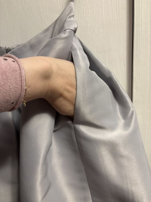 Атласная юбка A силуэта