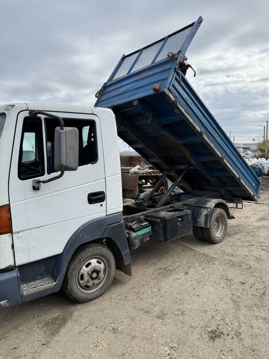 Vand nissan basculabil cat B