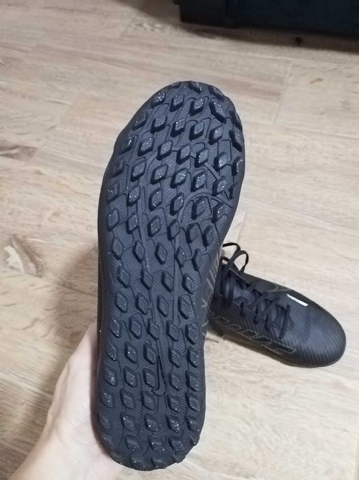 Ghete fotbal Nike Mercurial