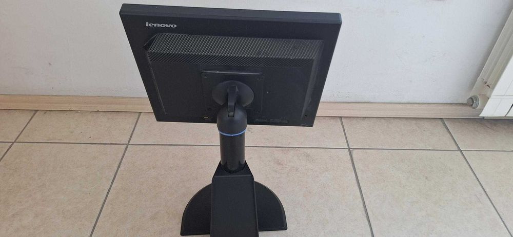 Монитор Lenovo ThinkVision L1951p