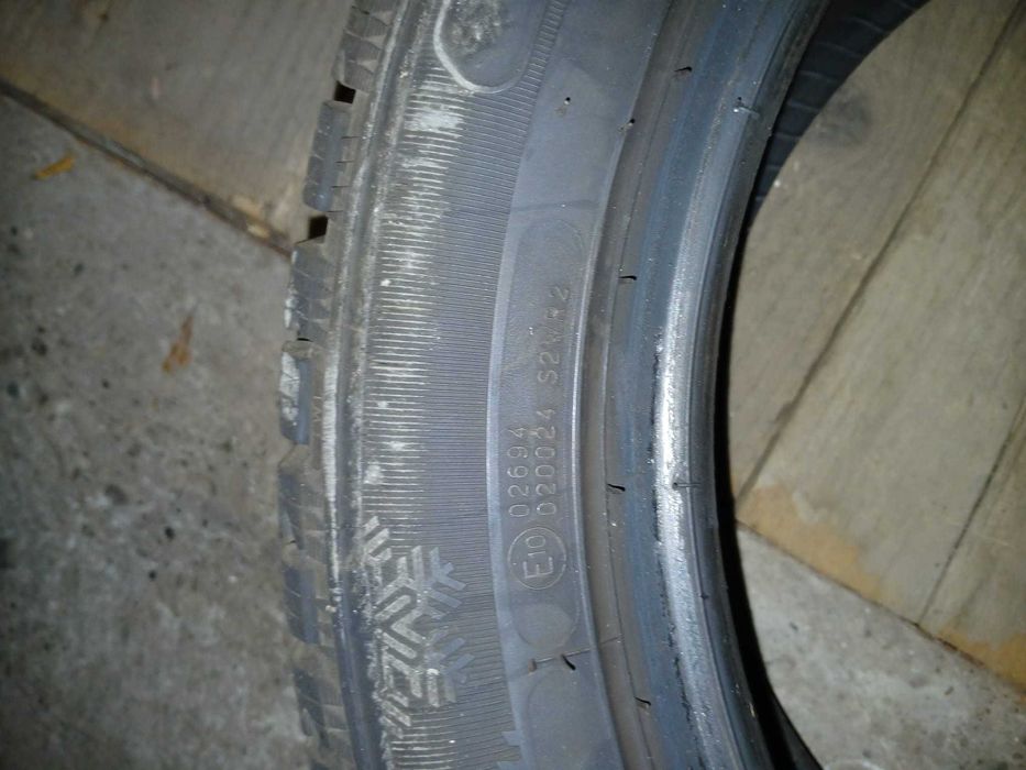 Vând cauciucuri de iarna logan3 195/55/16