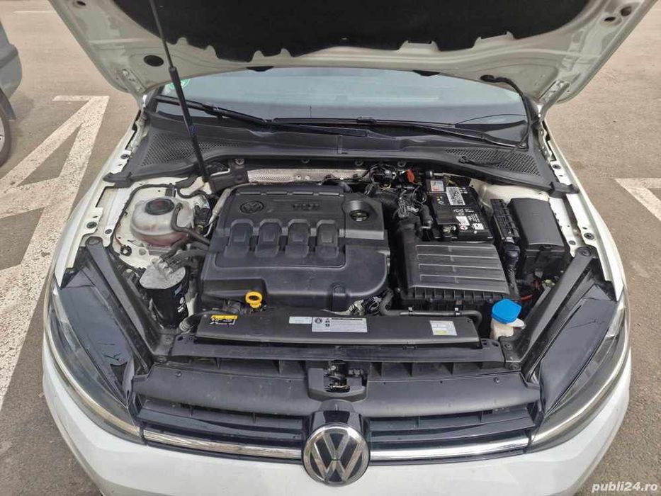 VOLKSWAGEN Golf 2018 — imagine 3