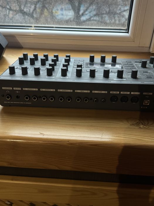 Access VIRUS TI 2 DESKTOP Synthesizer