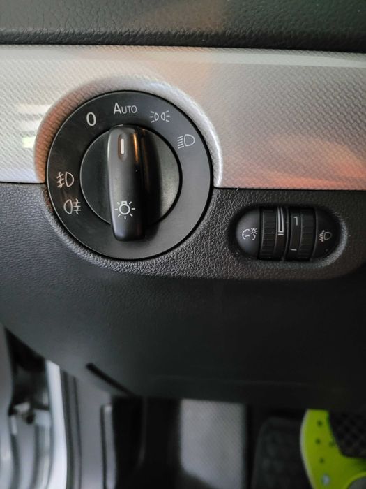VOLKSWAGEN Jetta 2012 — imagine 4