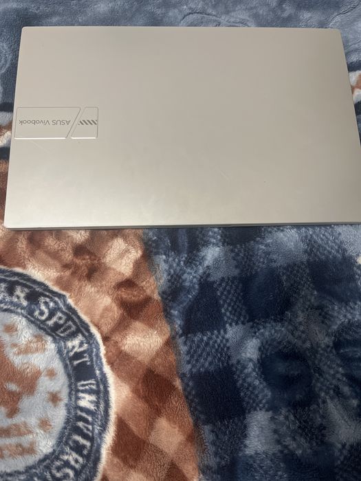ASUS Vivobook 15 X1504VA.