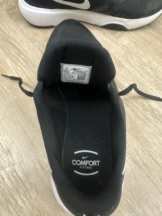 Nike 46 размер черные