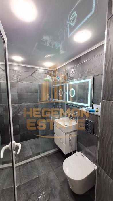 Продава се Четиристаен апартамент в Варна, Владислав Варненчик - 100 кв.м за 736 €/кв.м - Снимка #4