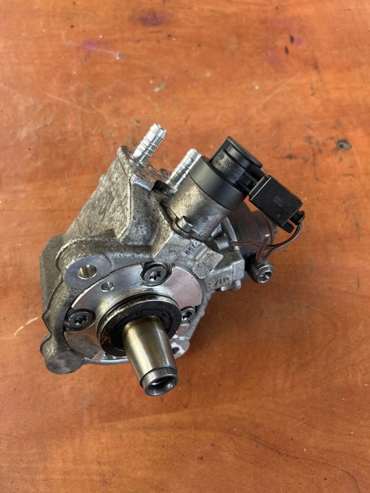 Pompa inalta presiune Bmw318d e90,e91 motor n47d20c euro 5