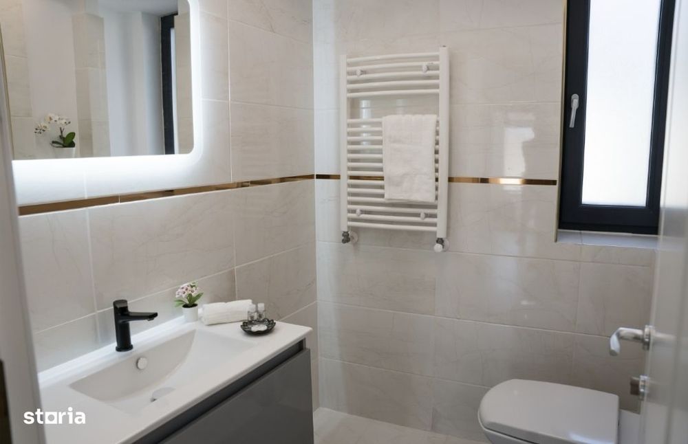 Apartament cu 3 camere de inchiriat-Unirii-Regina Maria-cu centrala