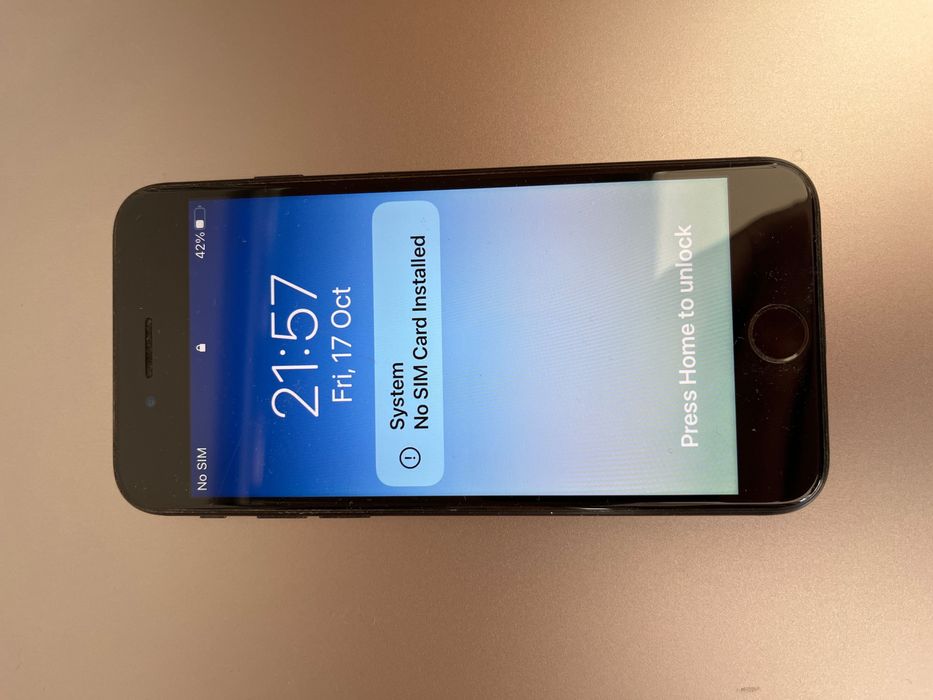 iPhone 6 - 16 gb u 7 - 32 gbв супер състояние . Имам и два 4 при желание